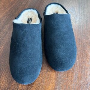UGG Black Suede Elea Slip-On Shearling-Lined Mule Slippers